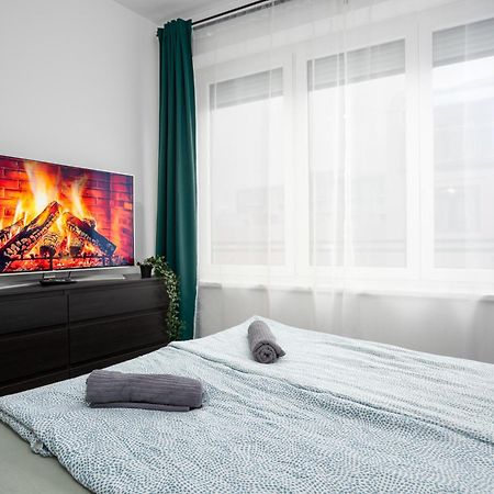 New Tranquil Apartments With Free Parking บูดาเปสต์ ภายนอก รูปภาพ