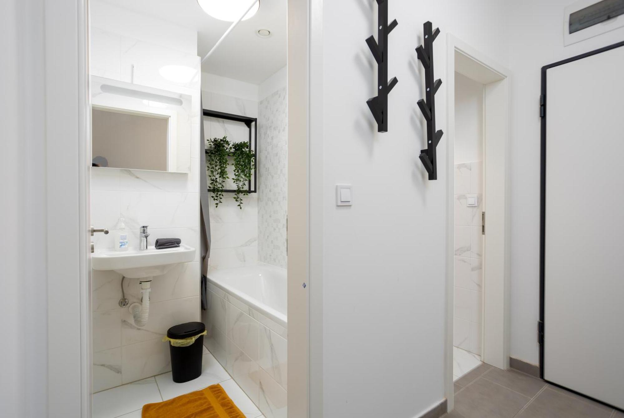 New Tranquil Apartments With Free Parking บูดาเปสต์ ภายนอก รูปภาพ